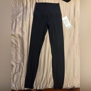 NWT lululemon Align SHR Pant 28”